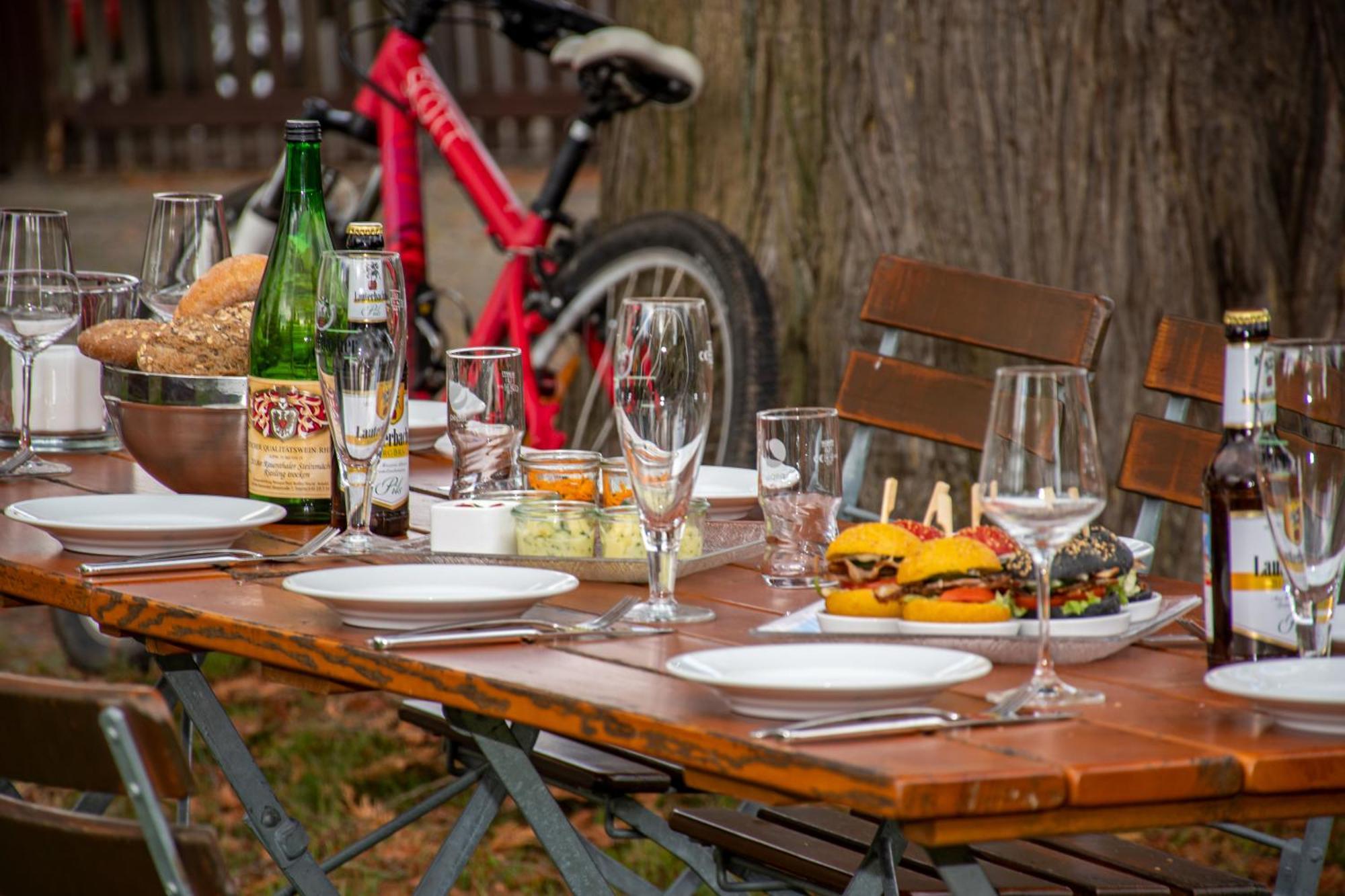 Deutsches Haus Hotel Restaurant Gastwirtschaft Biergarten Am Radweg Bermuthshain Екстериор снимка